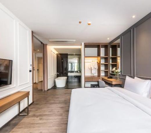 One Patio Hotel Pattaya - SHA Extra Plus