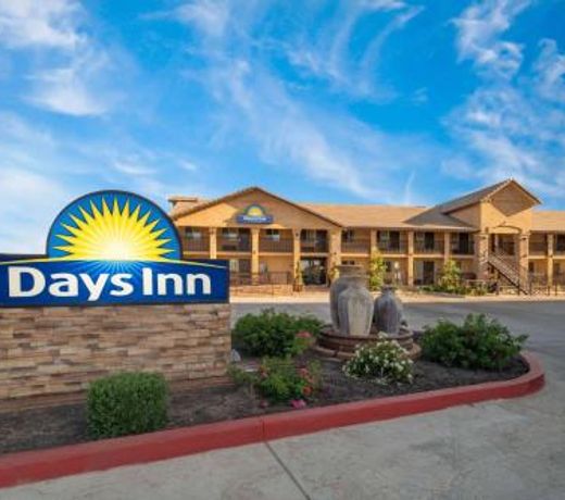 Days Inn by Wyndham Galt