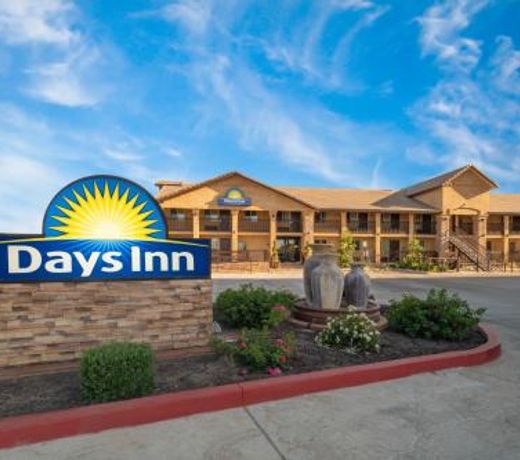 Days Inn by Wyndham Galt