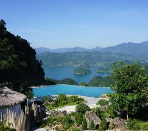 Bakhan Village Resort