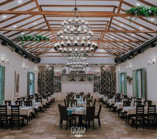 Tteni Restaurant