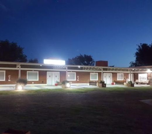 MOTEL LA ADELA