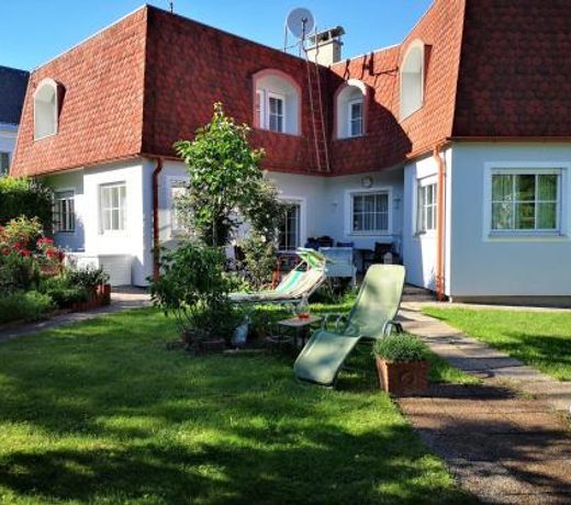Christl - Apartment mit Garten und Pool zur Mitbenutzung
