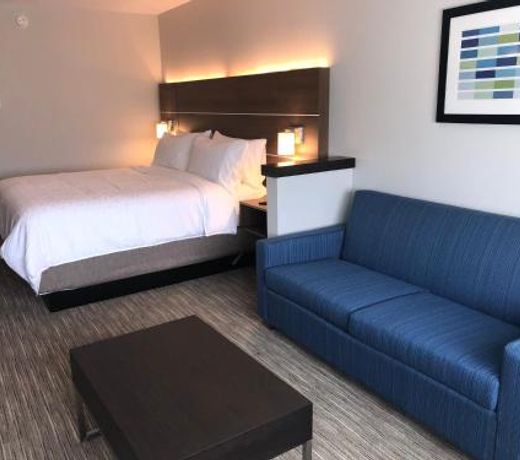Holiday Inn Express & Suites - Roanoke â Civic Center