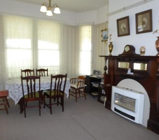 Claremont Farmhouse