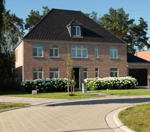StudioBeerse met Sauna Zwembad en Spa