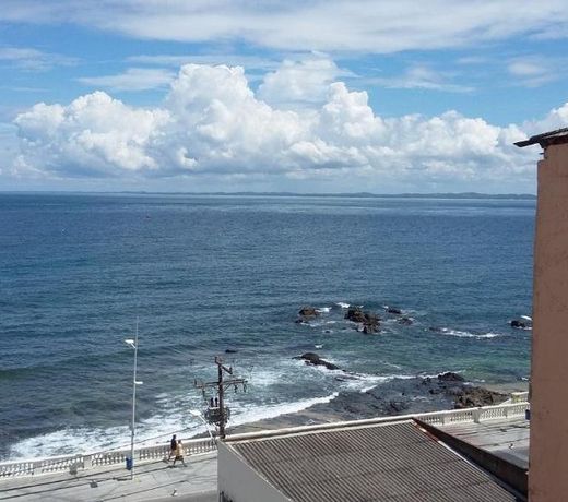 Excelente Apartamento 1/4 e Sala na Barra