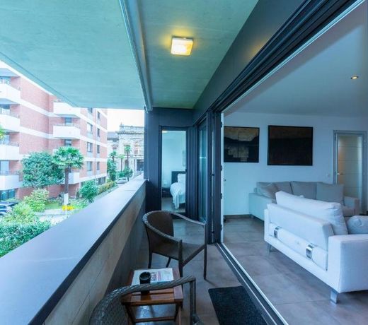 Art Apartment - Happy Rentals