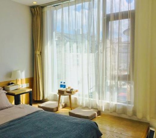 Dali Blocks · Cafe & Travel Hotel