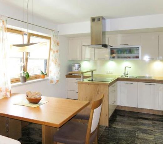 Apartment Gitti - MHO551 by Interhome