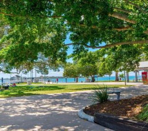 Delightful Duplex on Rose Ct, Bongaree