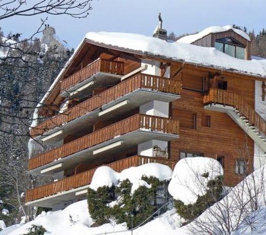 Apartment Dent Favre A 5 by Interhome