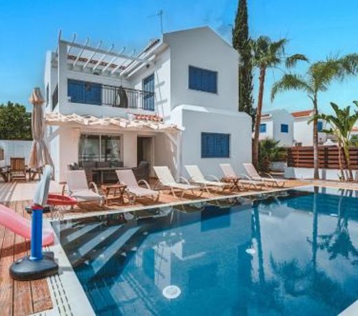 Amphitrite Villa