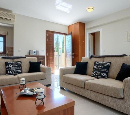 2 bedroom Apartment Assia with communal pool, Aphrodite Hills Resort