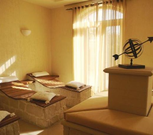 2 bedroom Apartment Assia with communal pool, Aphrodite Hills Resort
