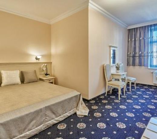 Evergreen apartments hotel