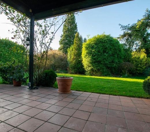 Tolstov House - 6 Room Villa with Garden - 15min Messe DUS
