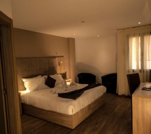 Hotel Bournissa