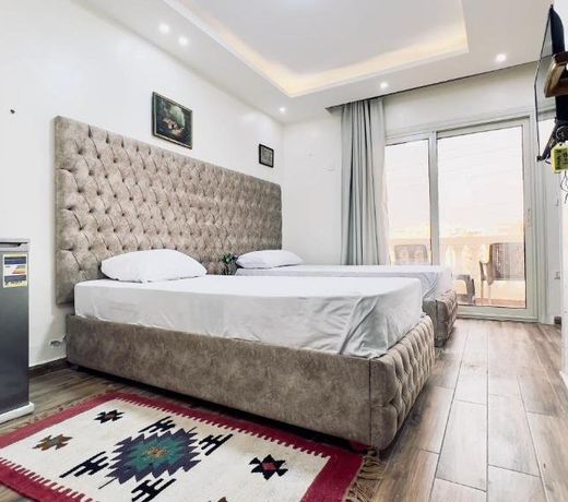 Pyramids Gardens Hotel