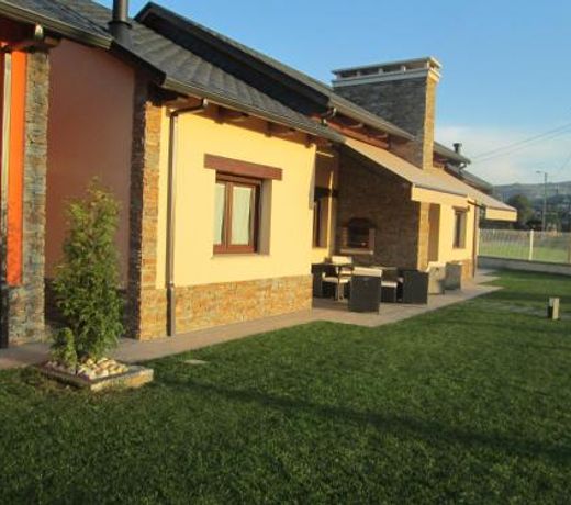 APARTAMENTOS FONTE VILLAR