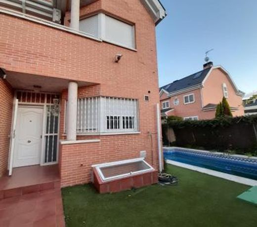Chalet Avila Rooms