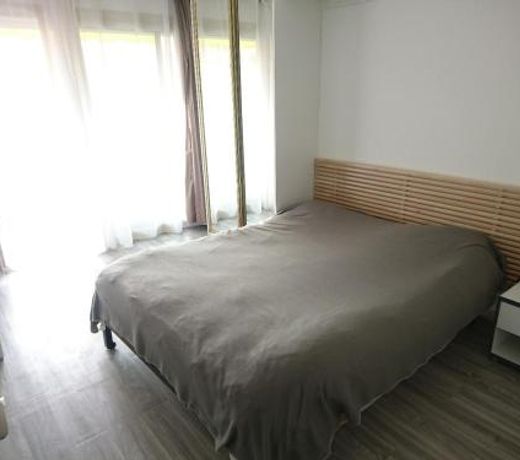 One-bedroom apartment near the Beach and the Old Town