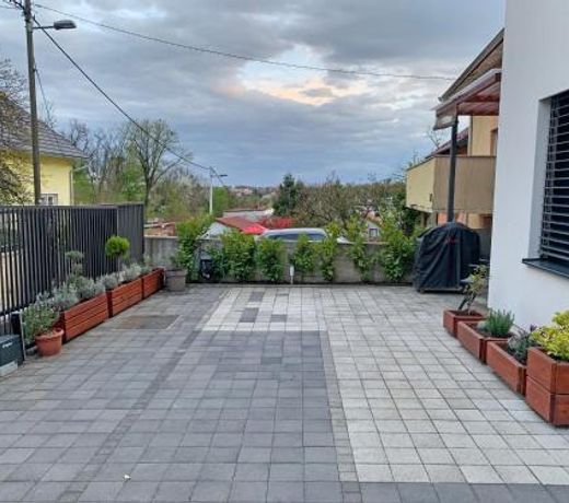 Apartment Maksimir Yard Zagreb