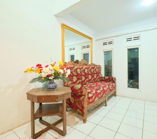 OYO 2394 Hotel Brosta