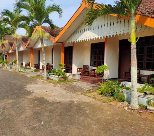 SPOT ON 2465 Hotel Raung View