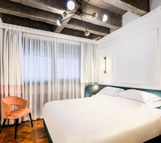 Brown BoBo, a member of Brown Hotels