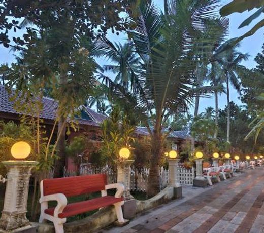 LEISURE VALLEY BEACH RESORT