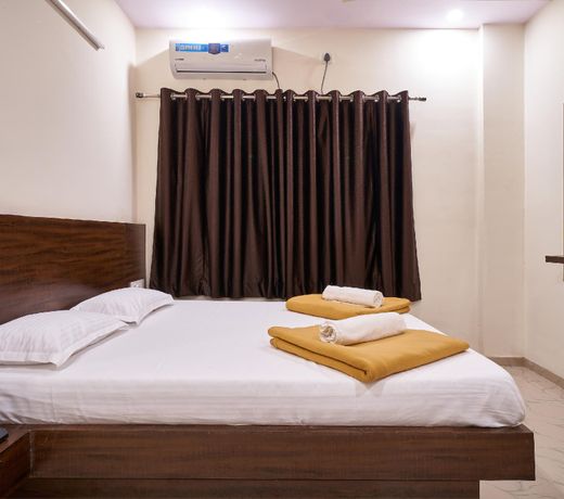 Hotel Ranjan Deluxe