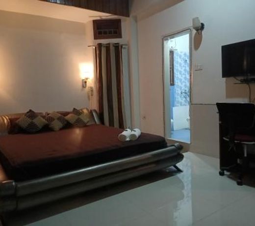 APURBA'S PENSIONE DISPUR