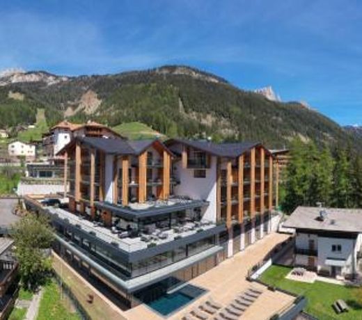 Ciampedie Luxury Alpine Spa Hotel