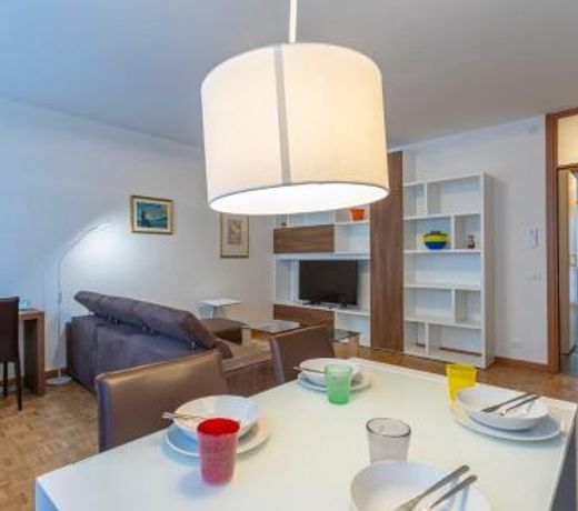 Udine Palazzo d'Aronco Modern Apartment