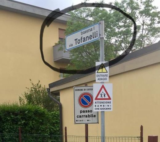 camera con bagno privato e parcheggio