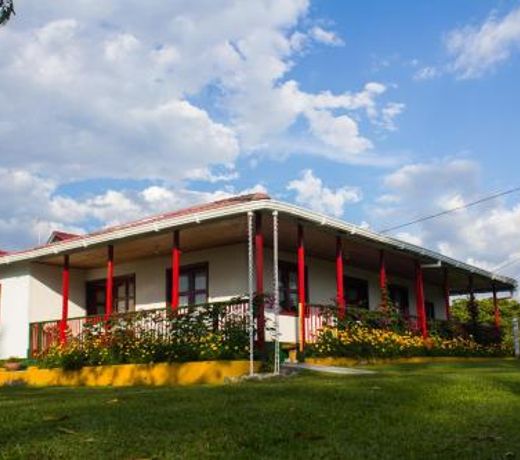 Casa Laureles