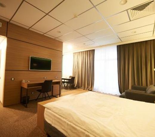 Urban Hotel