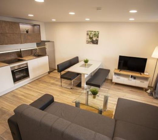 Modern Old Town Apartment