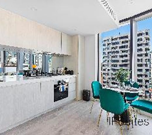 IFSuites Melbourne Village