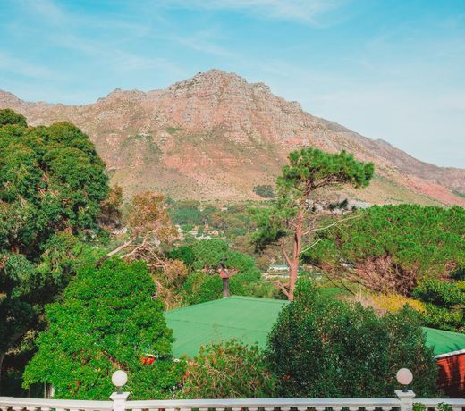 Queen Julie Lodge Hout Bay