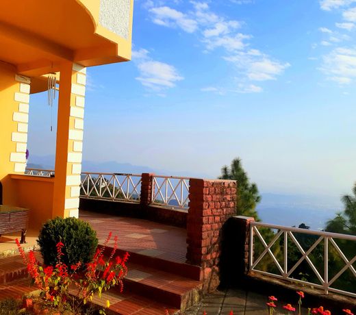 Windsong Lodge in The Clouds