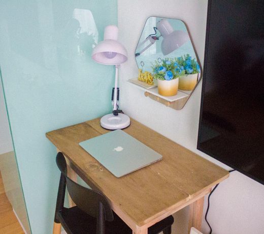 Light & Airy 1BR Condo @ Acqua Private Residences