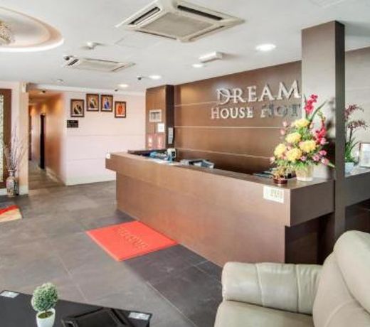 Dream House Hotel