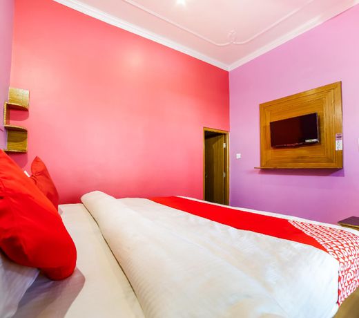 OYO 66449 Cherry Homestay