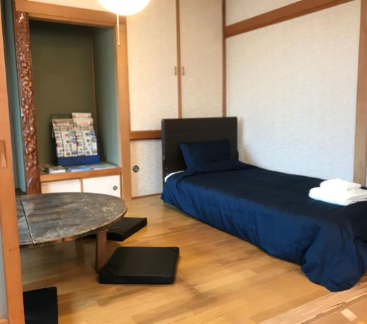 THE HOUSE CHITOSE STATION