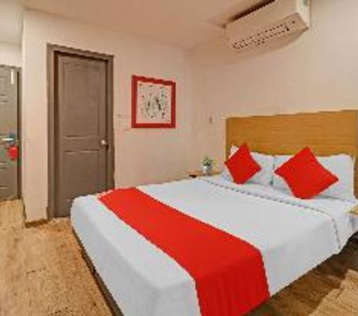 Oyo Townhouse 251 Richmond Circle