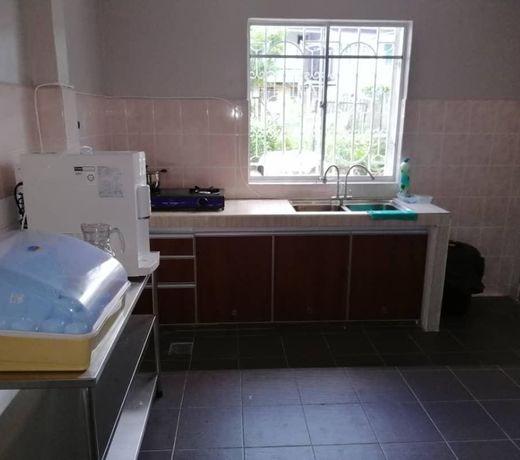 ONE HOUSE FOR RENT/ROOM FOR RENT