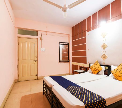 SPOT ON 66561 Jai Sai Lodging & Hotel