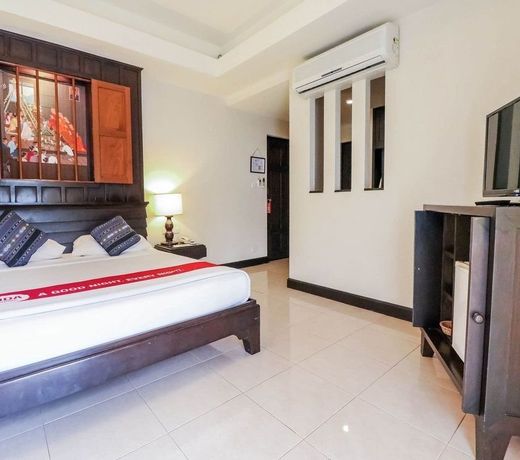 NIDA Rooms Saket Valley 200 Station